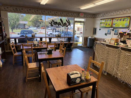 KALANI’S HAWAIIAN STYLE CAFE photo 7